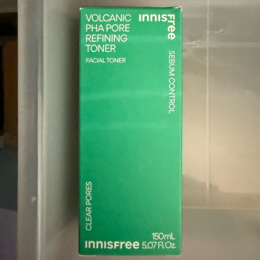 BNIB-Innisfree Volcanic PHA Pore Refining Facial Toner - Green